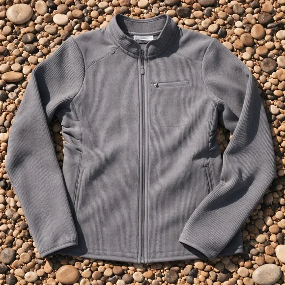 Women’s Large Fabletics Pace Knit Jacket
In Charcoal - Picture 3 of 9